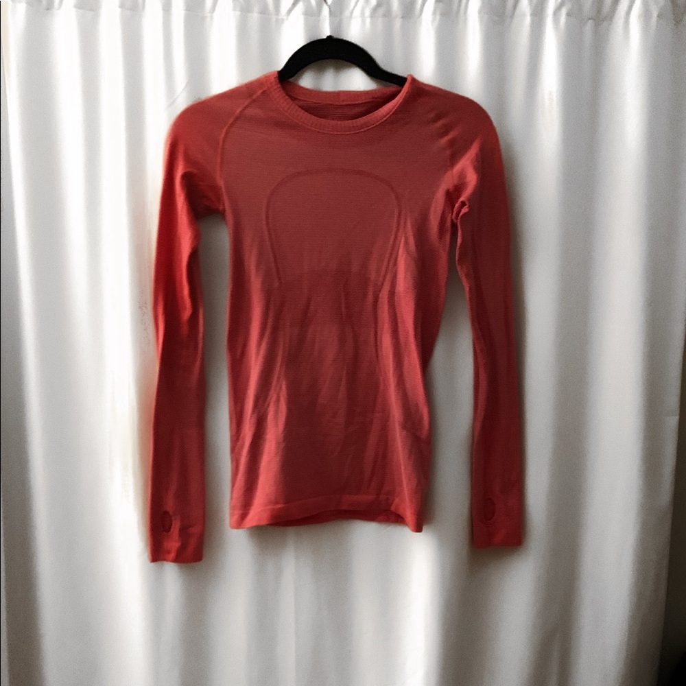 Lululemon long sleeve top
